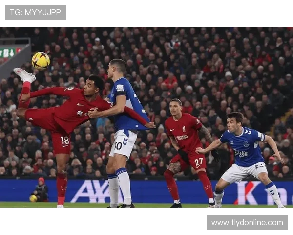 利物浦战术失衡暴露:高位逼抢成双刃剑,争冠之路危机四伏? 利物浦战术失衡暴露:高位逼抢成双刃剑,争冠之路危机四伏?