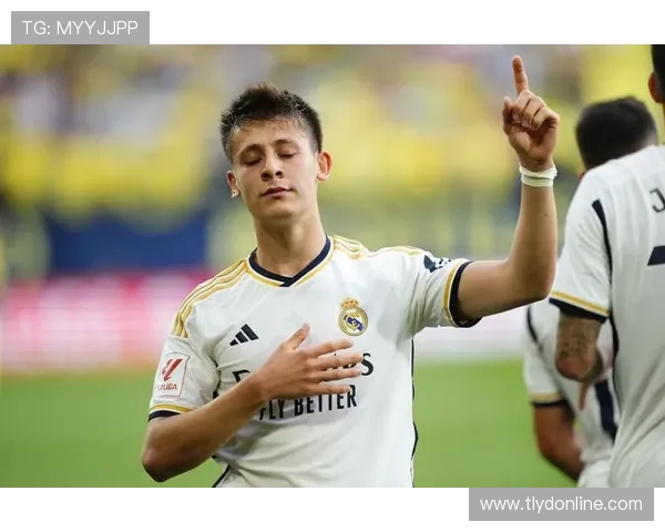 居莱尔 vs 巴尔韦德：中场位置竞争与战术适配差异